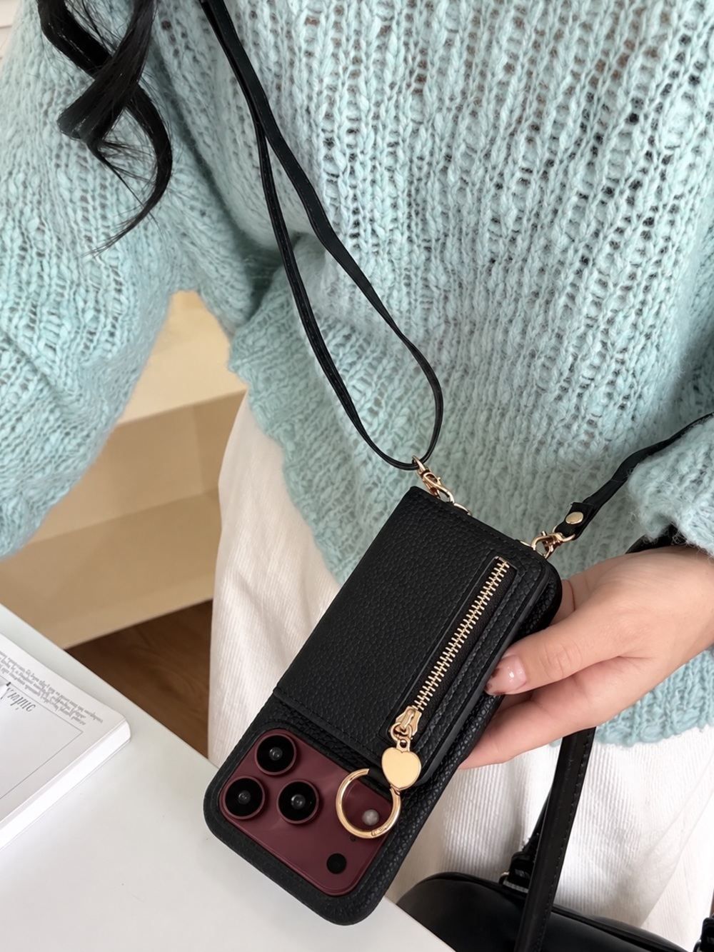 Black Zip Leather Card Holder
Crossbody Phone Case for iPhone 18 pro max